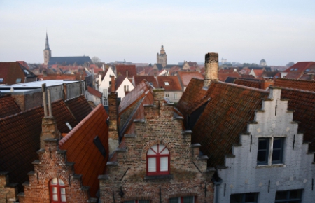 Appartement te huur in brugge met 4 slaapkamers en 2 badkamers