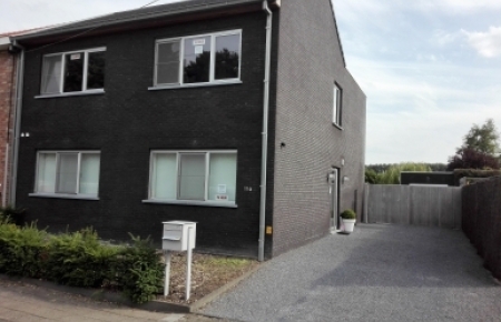Appartement te huur in sint-laureins met 2 slaapkamers