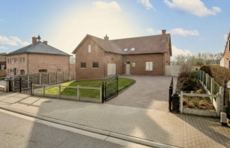 Huis te koop in zwalm met 4 slaapkamers