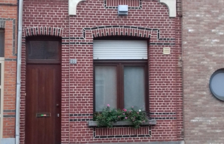 Huis te koop in niel met 2 slaapkamers