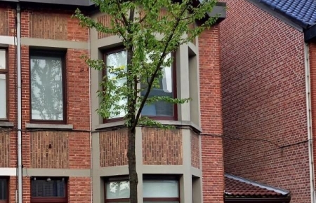 Huis te koop in brasschaat met 4 slaapkamers