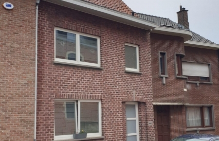 Huis te koop in mollem met 2 slaapkamers